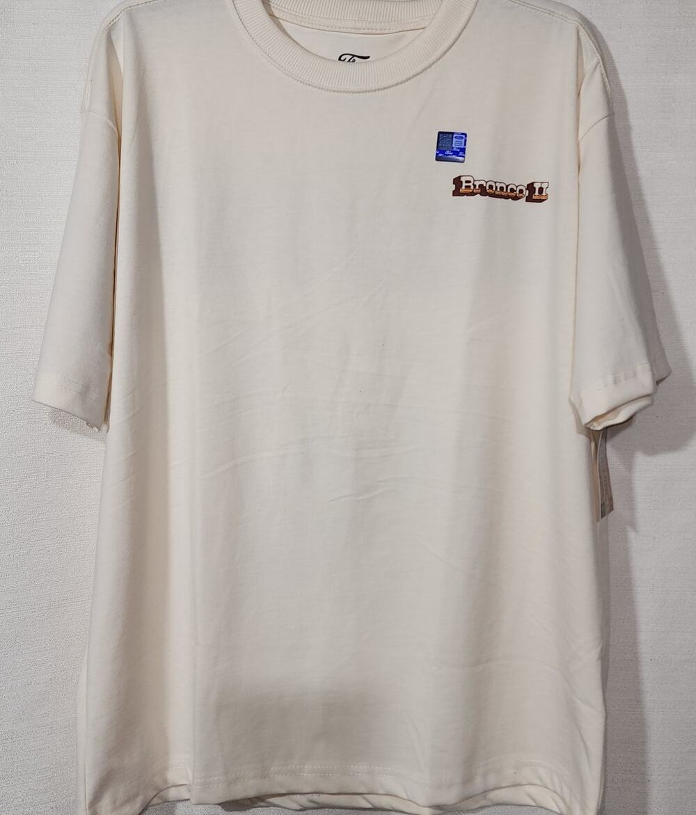 Ford Bronco ''Born wild'' men's shirt size medium
